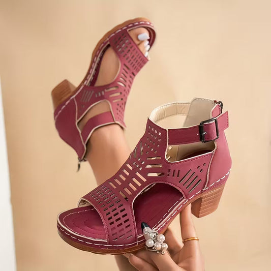 Lia Sandals™ — Elegant Block-Heel Comfort for Any Occasion